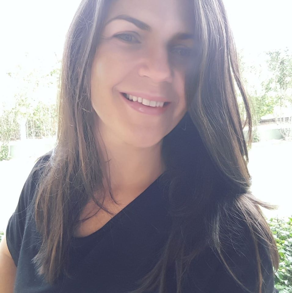 Elaine Oliveira